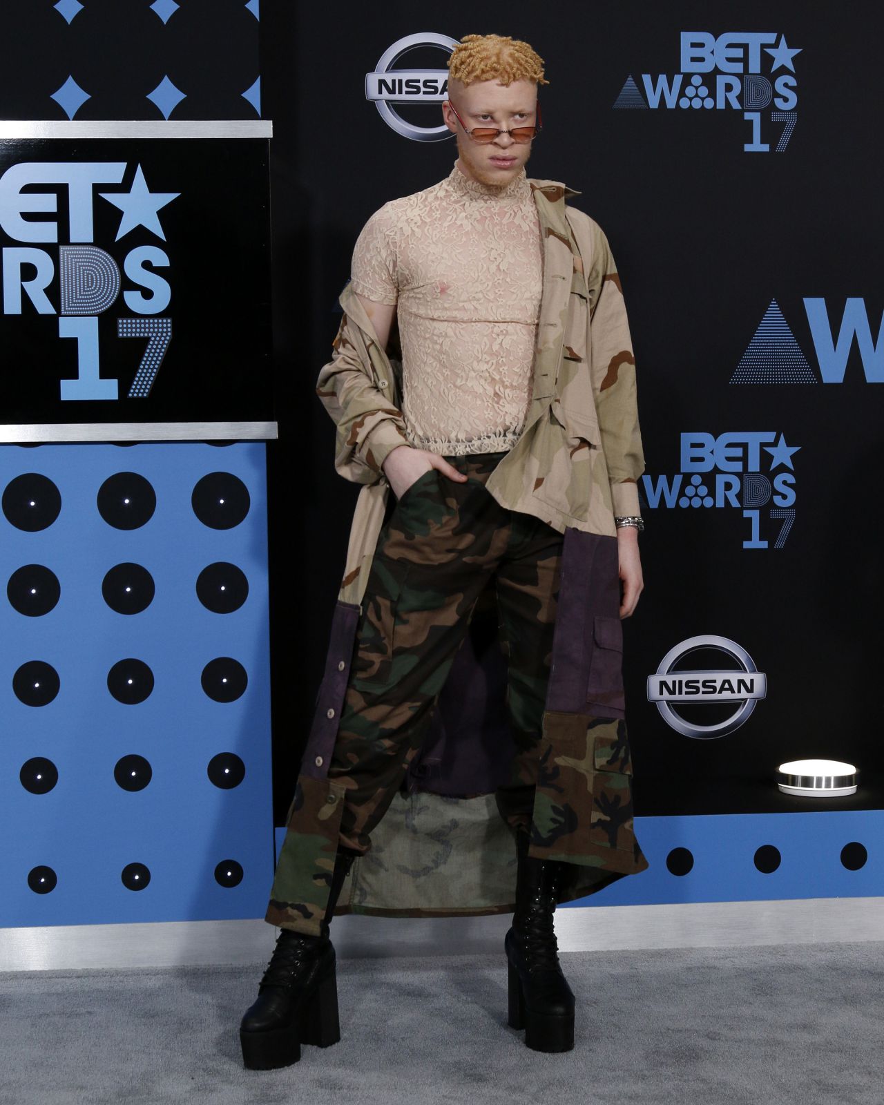 7. Todo un sinsentido lo de Shaun Ross.
