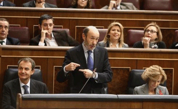 Amaral se cuela en la sesión de control del Gobierno