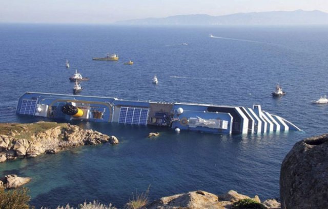 El capitán del “Costa Concordia” realizó la misma maniobra en 2010