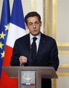 Sarkozy suspende las operaciones militares en Afganistán