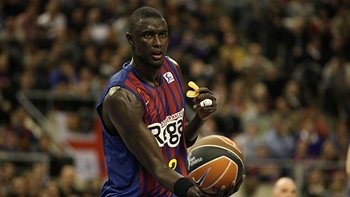 La copa se tiñe de blanco (74-91)