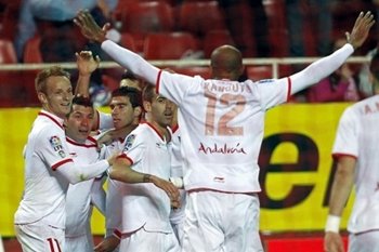 Míchel muestra el camino