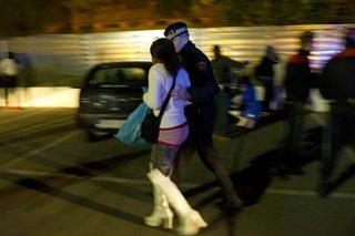 Barcelona inicia el proceso para prohibir la prostitución en la calle