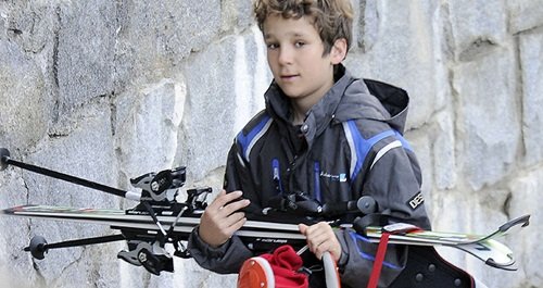 Froilán , herido de bala en el pie