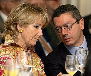 Aguirre y Gallardón , juntos en los actos del 2 de mayo