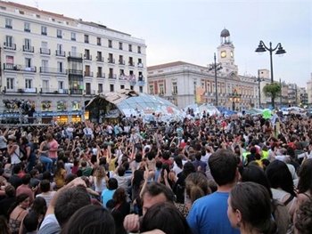 El TSJM rechaza el recurso contra la limitación horaria en Sol 