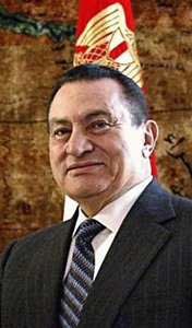Cadena perpetua para Hosni Mubarak