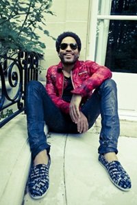 Lenny Kravitz diseña zapatillas para TOMS
