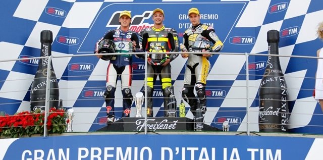 Andrea Iannone vence en su casa