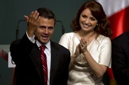 El PRI vuelve a gobernar México tras 12 años