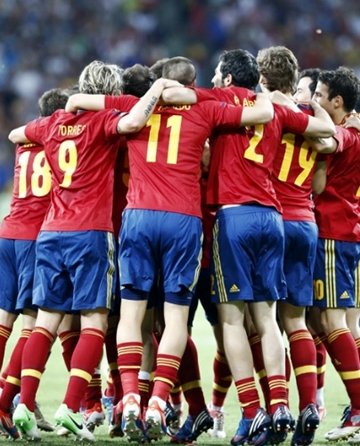 La historia del fútbol se tiñe de rojo