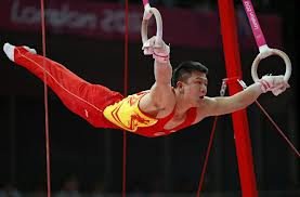 China Oro en gimnasia artística masculina por equipos
