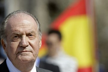 El Rey busca soluciones para salir de la crisis