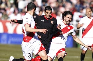 El Rayo consigue un punto, el Sevilla pierde dos