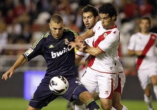 El Real Madrid vence al Rayo sin brillar