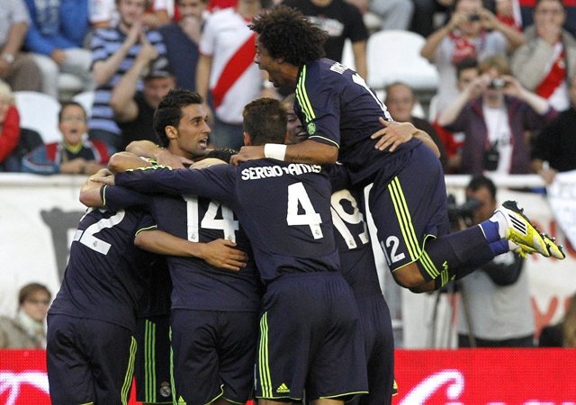 El Real Madrid vence al Rayo sin brillar