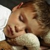 Dormir más mejora el comportamiento de los niños en la escuela 