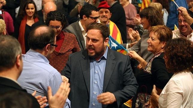 Mas se viene a menos en Cataluña