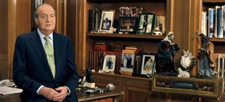 El rey ofreció el discurso de Nochebuena de pie