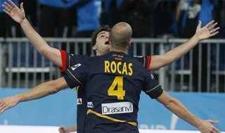 España arrolla a la cenicienta australiana