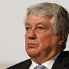 Denuncien el contrato de Arturo Fernández