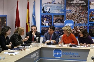 Aguirre pide una 'regeneración democrática'