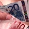 Un año de prisión por intentar sobornar a una funcionaria del Inem con 20 euros