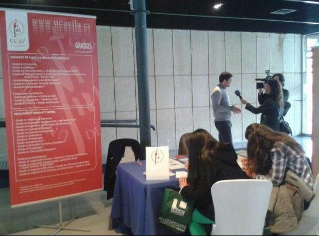 La UCAV busca imagen corporativa