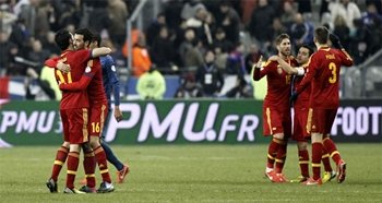 España enamora en París