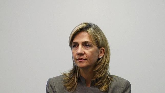 'La Infanta no debe renunciar a sus derechos dinásticos porque sería reconocer un comportamiento indebido'
