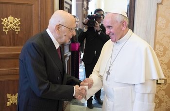 El Papa pide a los jóvenes 'compromiso  político'