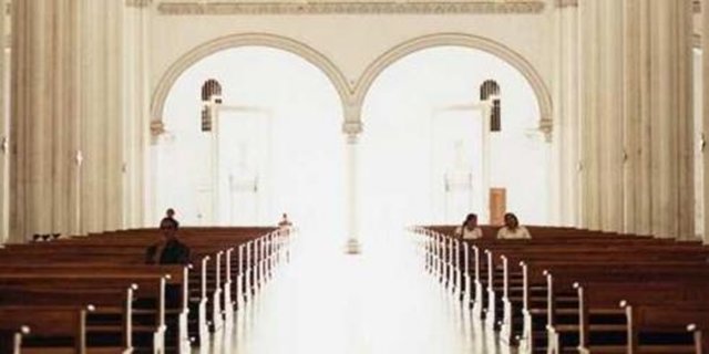 La Iglesia no paga contribuciones urbanas