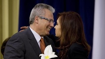 Argentina denuncia el espionaje de 100 figuras políticas