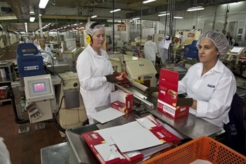Nestle contratará 20.000 jóvenes