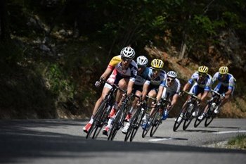 Mark Cavendish vuelve a la senda de la victoria