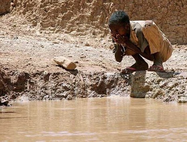 Una máquina convierte el sudor en agua potable