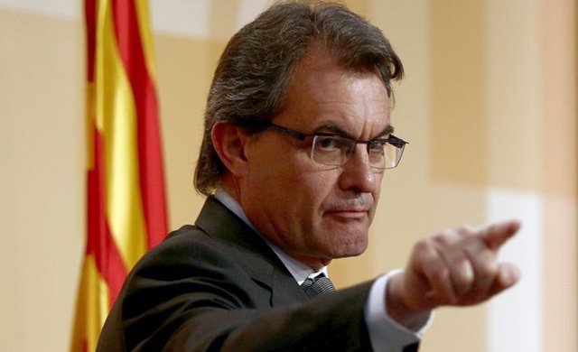 Artur Mas , el Constitucional y los 'malos arbitros'