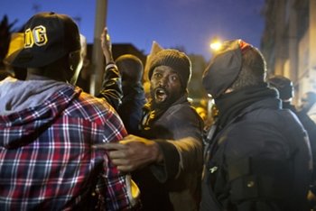 Cruzan nuestra frontera 'para pelearse'