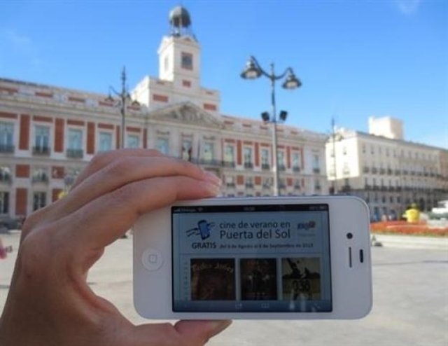 Cortos en La Puerta del Sol con tu móvil