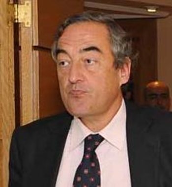 Bañez 'obedece' a la patronal