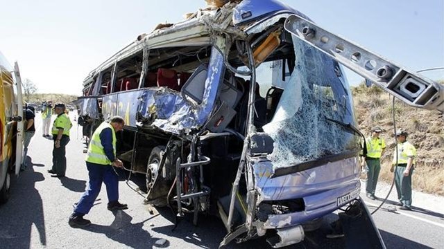 Los guardias civiles contradicen al conductor