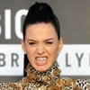 Las celebs nos enseñan sus dientes metálicos