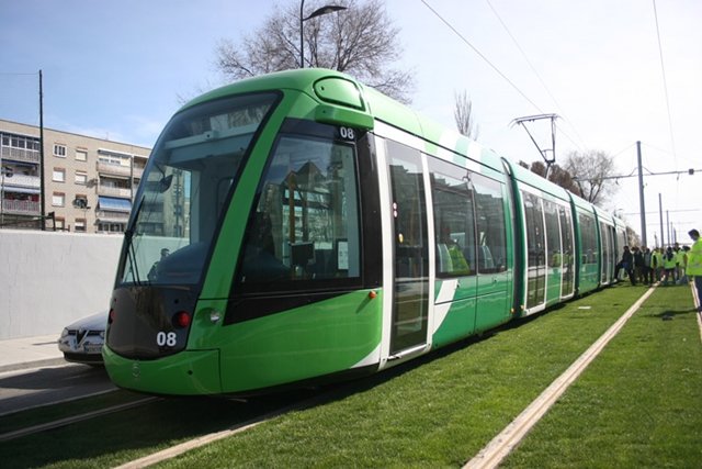 Tomás Gómez , Dolores de Cospedal y un tranvia