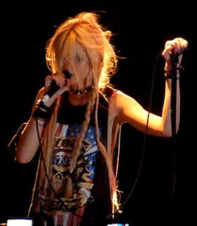 Barcelona se rinde ante Momsen