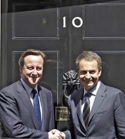 Zapatero y Cameron se unen contra la crisis