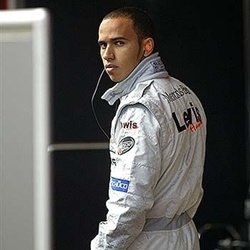 Vettel recupera su posición de poleman