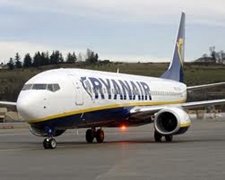Ryanair no permite volar a menores de 14 años sin DNI