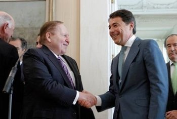 Si se cambia el Gobierno 'se doblega ante la mafía'