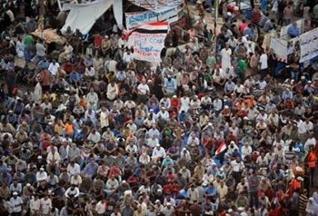 Mursi es imputado de incitación al asesinato