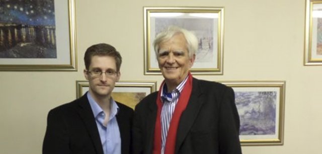 Snowden se ofrece a Alemania